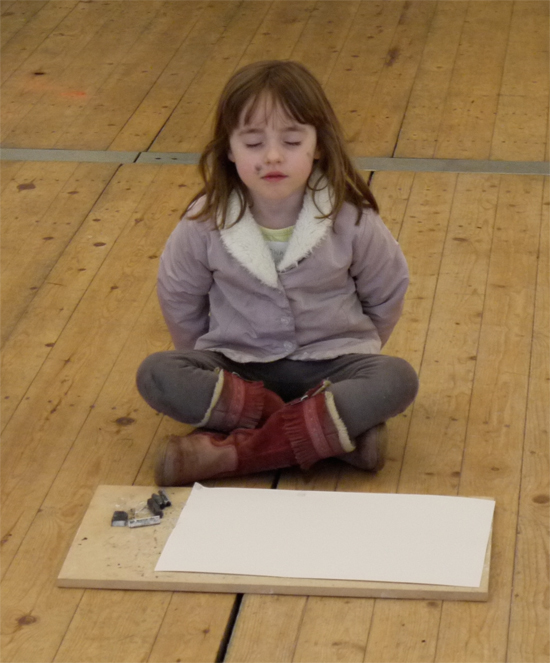 This short icebreaker or warm up exercise, led by Paula Briggs at the Drawing Workshops for ages 6 to 10, encourages the children to relax into their drawing session.