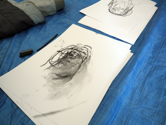 Drawing without Looking Drawing without Looking