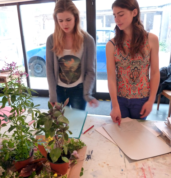 Jasmine and Sara Introduce 'How to Make a Stencil' Jasmine and Sara Introduce 'How to Make a Stencil'