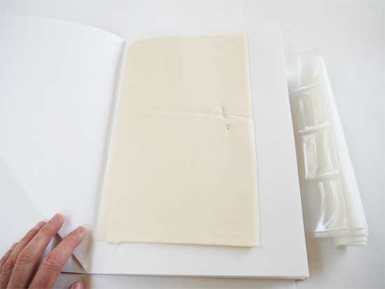 Changing the pages of a sketchbook Changing the pages of a sketchbook