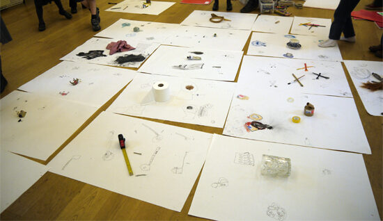 Drawing with Children on Shared Pages... Drawing Together, Working on Shared Drawings: Drawing with Children on Shared Pages...
