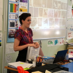 Susie introduces students at Swavesey Village College to her work and sculpture