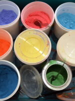 Coloured powder paint