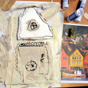 Pupils were intitially encouraged to draw big shapes and then gradually take interest in detail