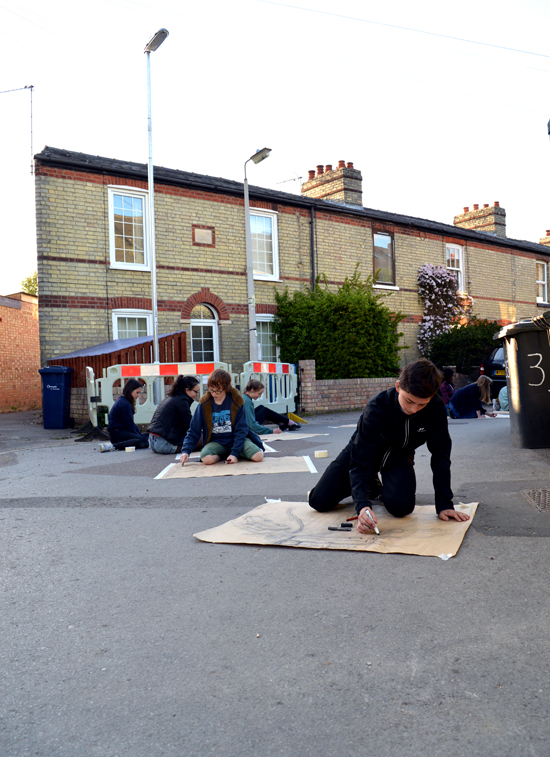 Ingo drawing a street view