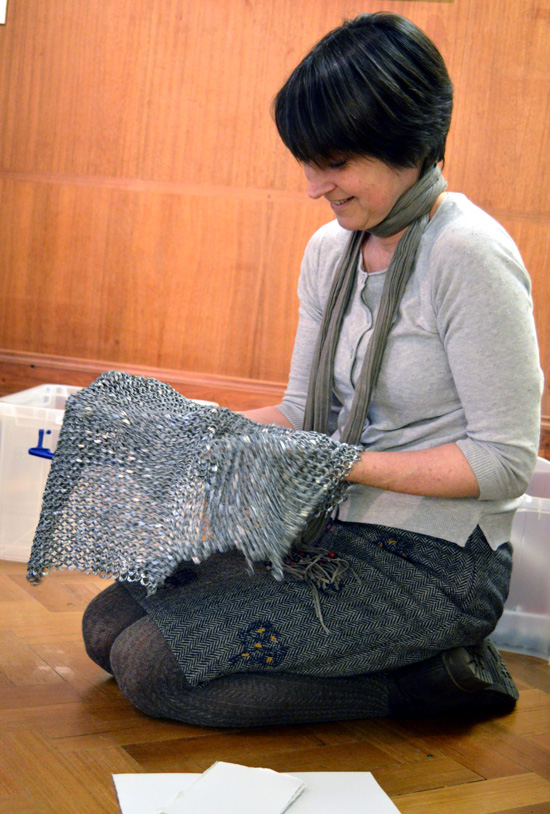 Paula Briggs from AccessArt feels chainmail 