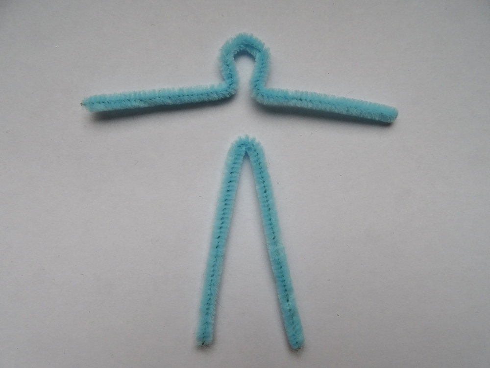 Take two pipe cleaners and bend as shown