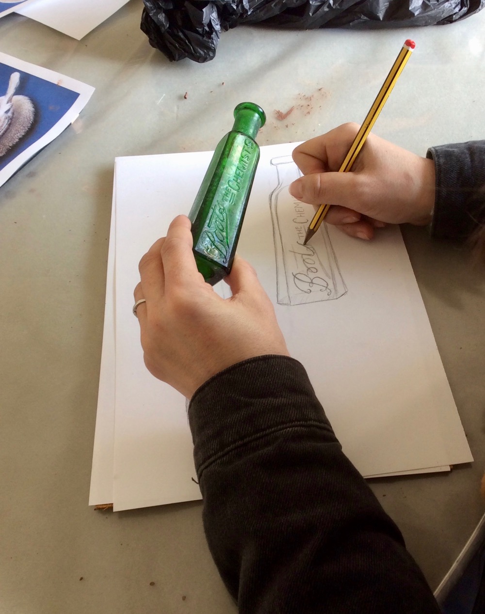 Drawing object with sight - Linda Green