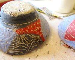 Jan shares a Year Three class project that uses the work of a contemporary Japanese ceramicist to inspire vibrant paintings in a variety of materials.  The children then used their own art to design ceramic vessels.