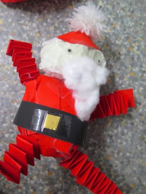 A fun end of term school project that would also be perfect to do at home – making model Santas with character!  Jan Miller share a process to make 3D model Santas using simple materials and processes.