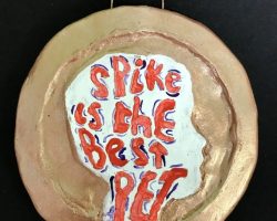 In this three stage resource, students make a circular medal from clay depicting their own profile, look at examples of fun lettering and devise a short, fun or meaningful phrase to paint inside their portrait profile. Clay art medals are a fun way to link class topics with an art activity.