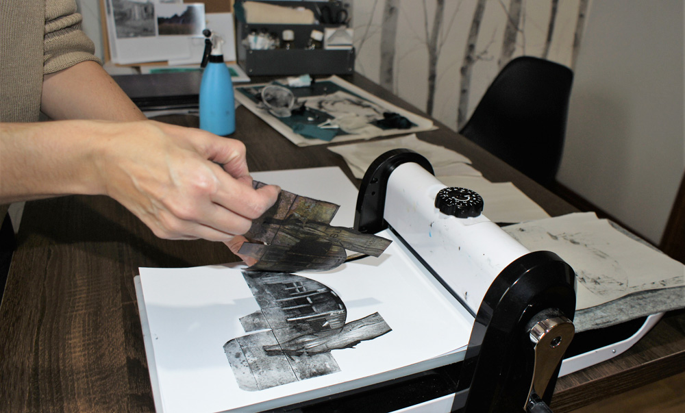 Using a printing press by Karen Wicks