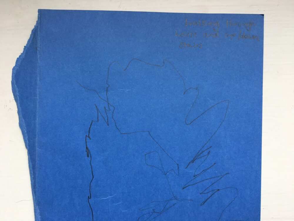 Drawing marks while walking up and down the stairs