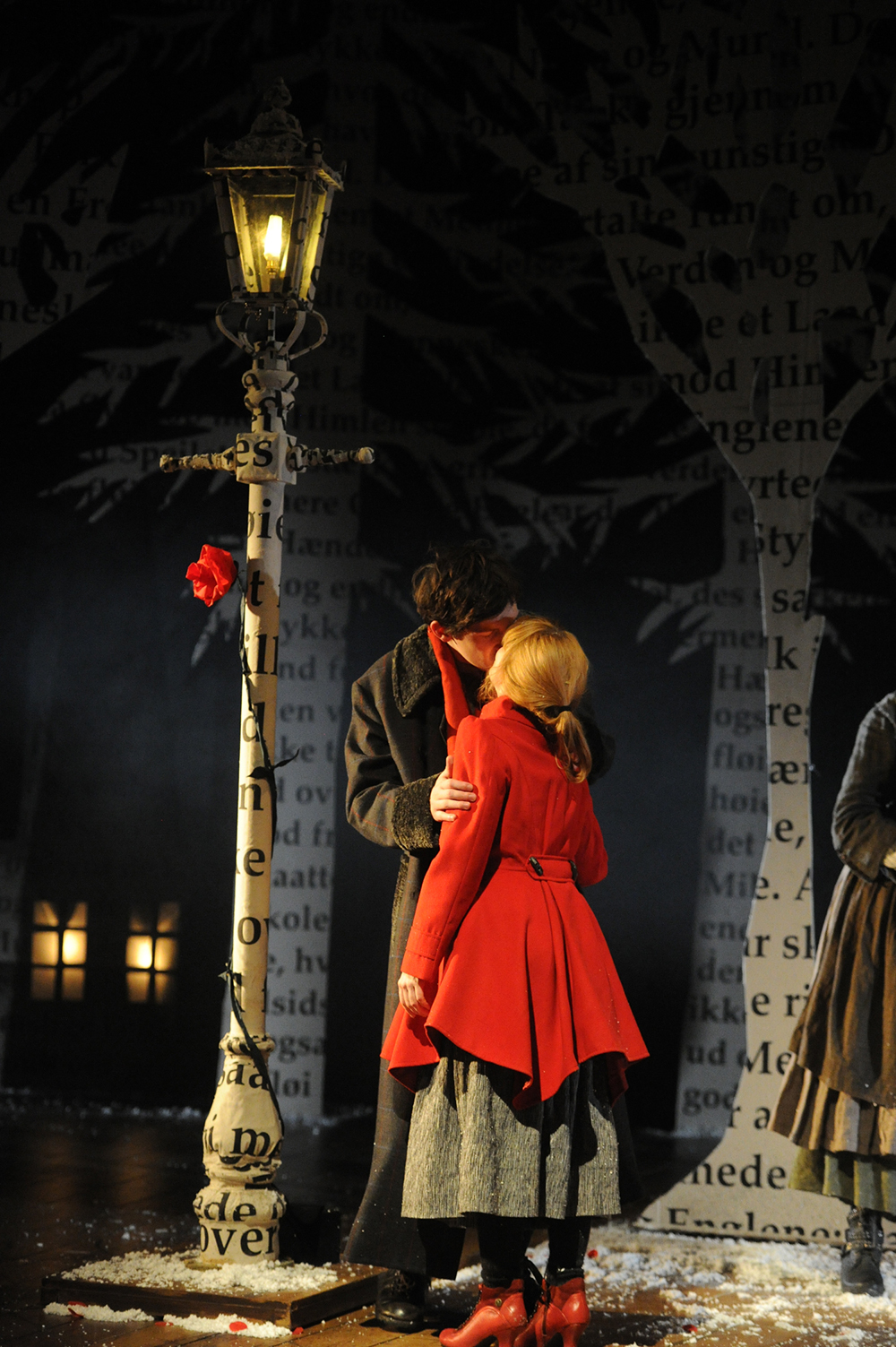 The Snow Queen performed at The Rose Theatre Kingston by Su Blackwell