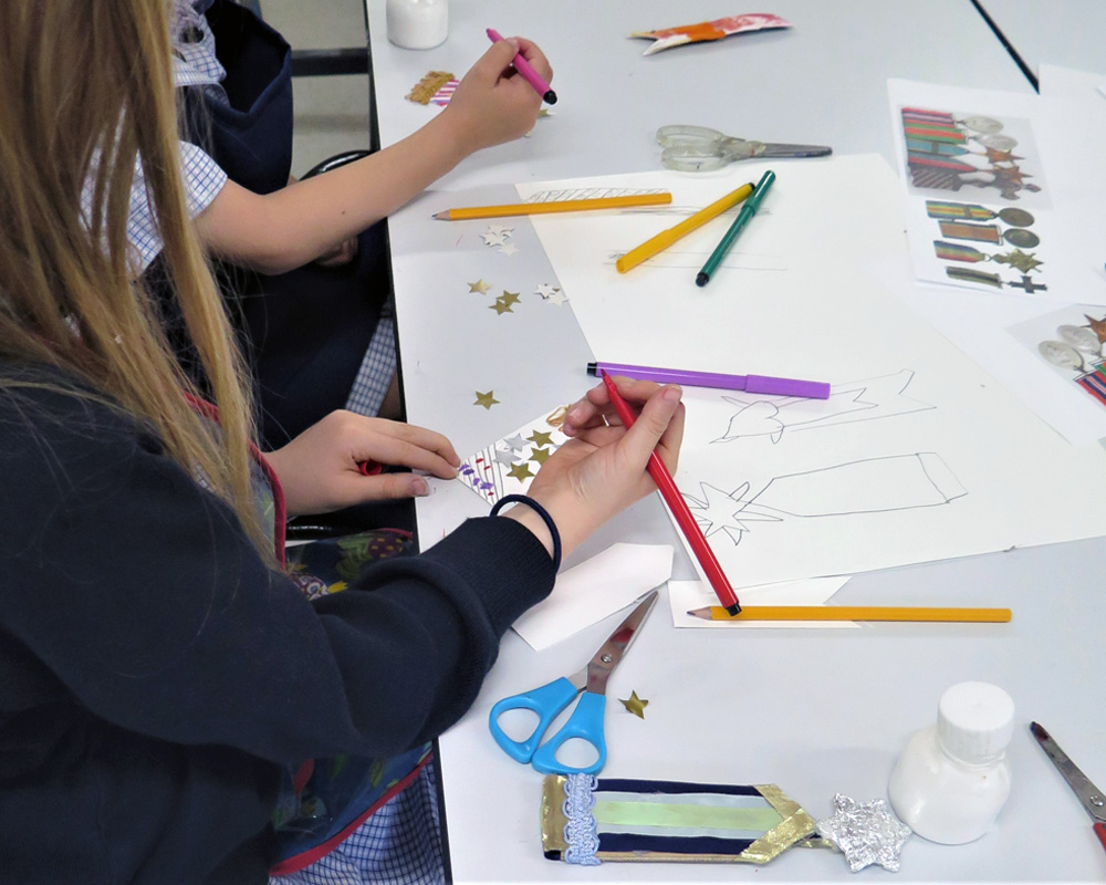 Making medals out of recycled materials by Jan Miller