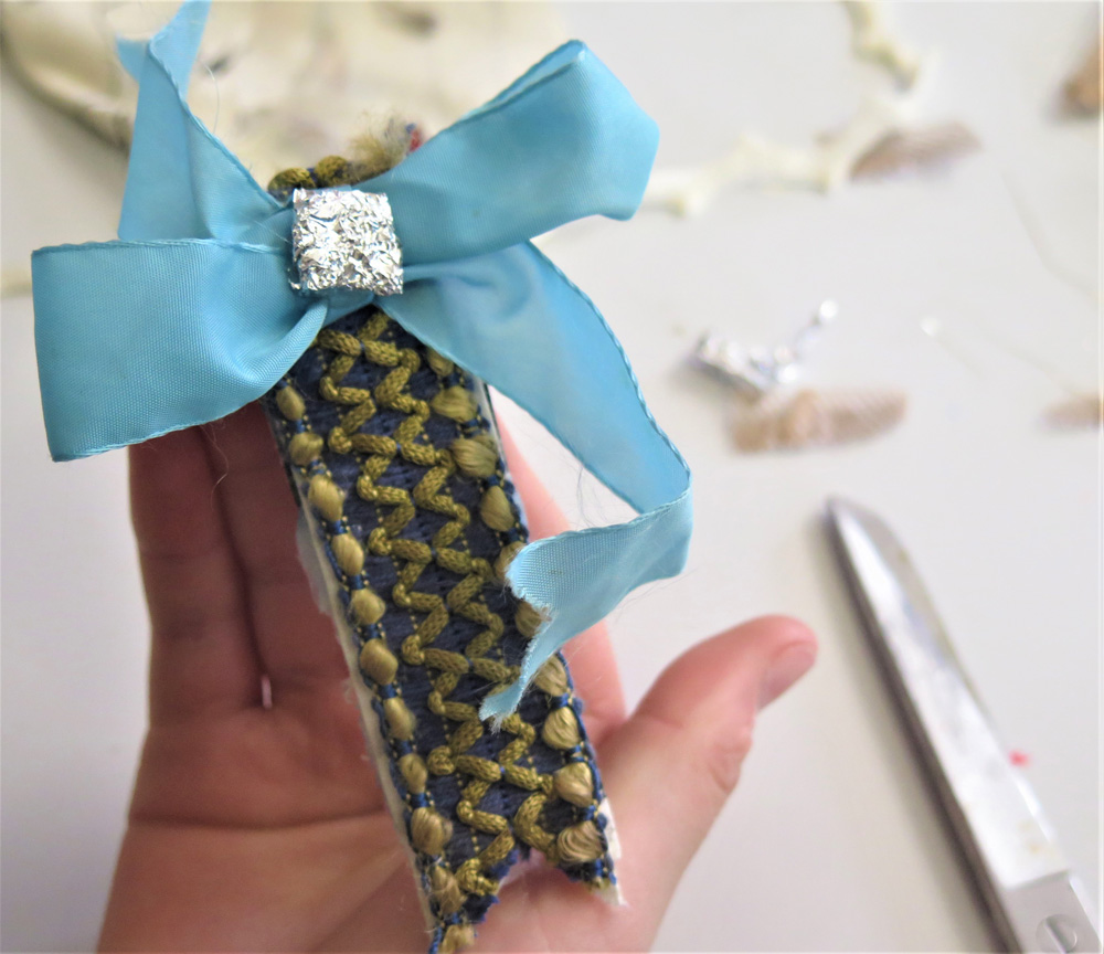 Making medals out of recycled materials by Jan Miller