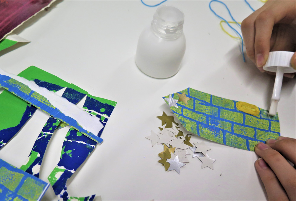 Making medals out of recycled materials by Jan Miller