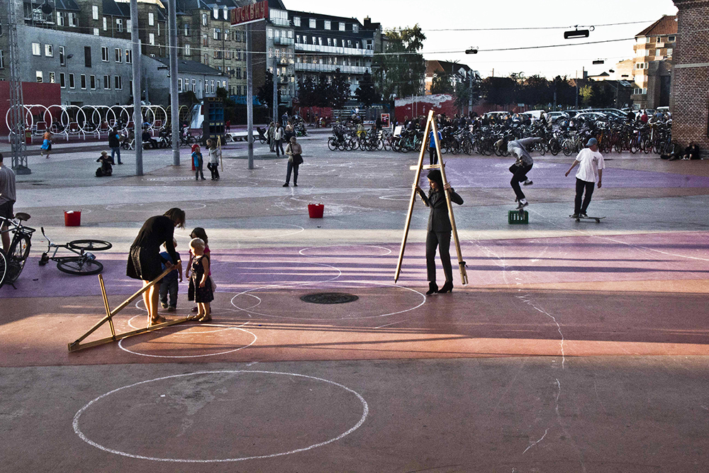 Molly Haslund Circles, 2014 Art Week Superkilen, Copenhagen, Denmark Photo by Matilde Haaning Molly Haslund Circles, 2014 Art Week Superkilen, Copenhagen, Denmark Photo by Matilde Haaning
