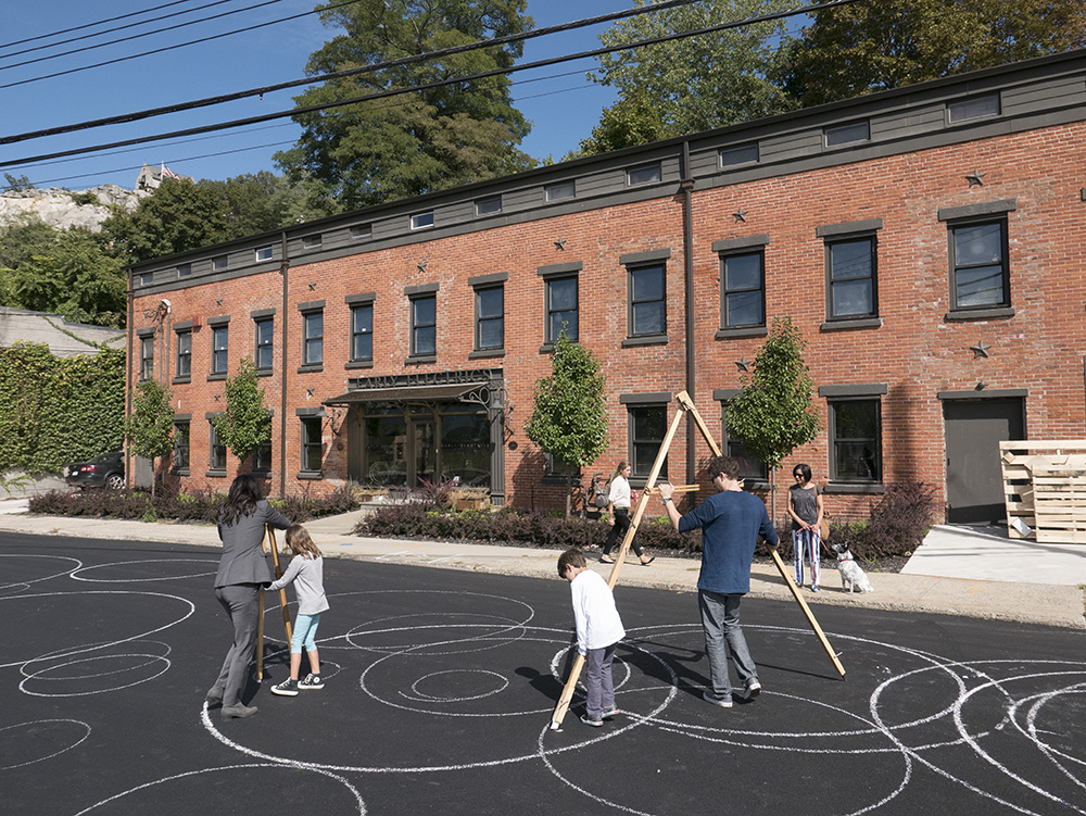 Molly Haslund Circles, 2015 New York, Peekskill Project #6, Hudson Valley MOCA Molly Haslund Circles, 2015 New York, Peekskill Project #6, Hudson Valley MOCA